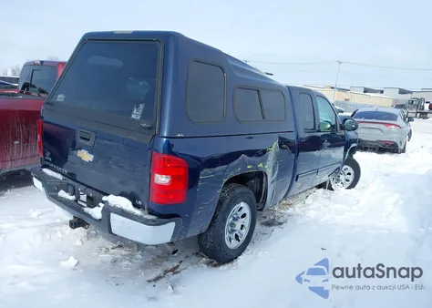 2010 Chevrolet Silverado 1500 Ls z USA, uszkodzony, nr VIN 1GCSCREA2AZ278398